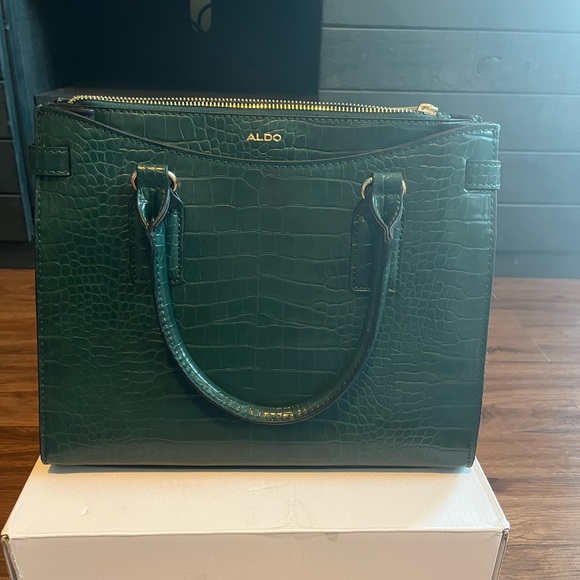 Ankle strap sandal and purse - Picture 6 of 9